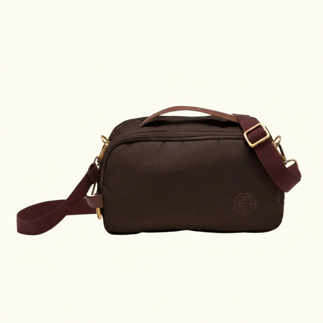 Glowkit - Makeup + Toiletry Bag : Old Money Brown - Image 3